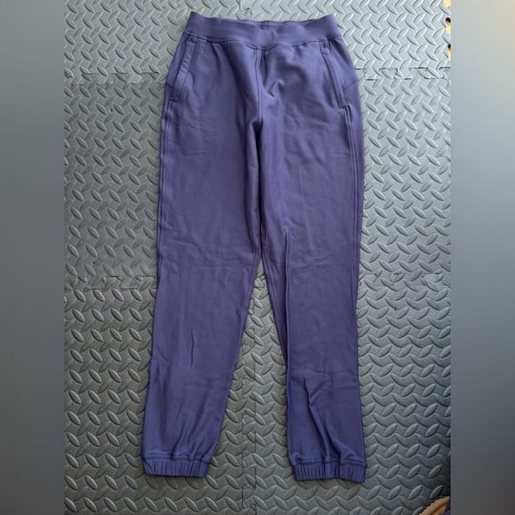 Lululemon NWOT Athletica Grape Mist Joggers - Picture 8 of 10